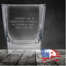 10 1/2 oz Square On The Rocks Glass | I Identify as a conspiracy Theorist - Chinese Font